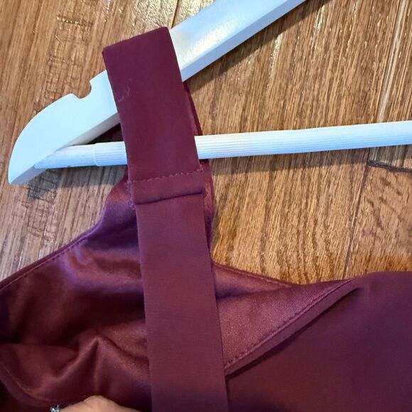 Lulus NWT glamorous disposition burgundy ruched maxi dress small - Picture 12 of 15